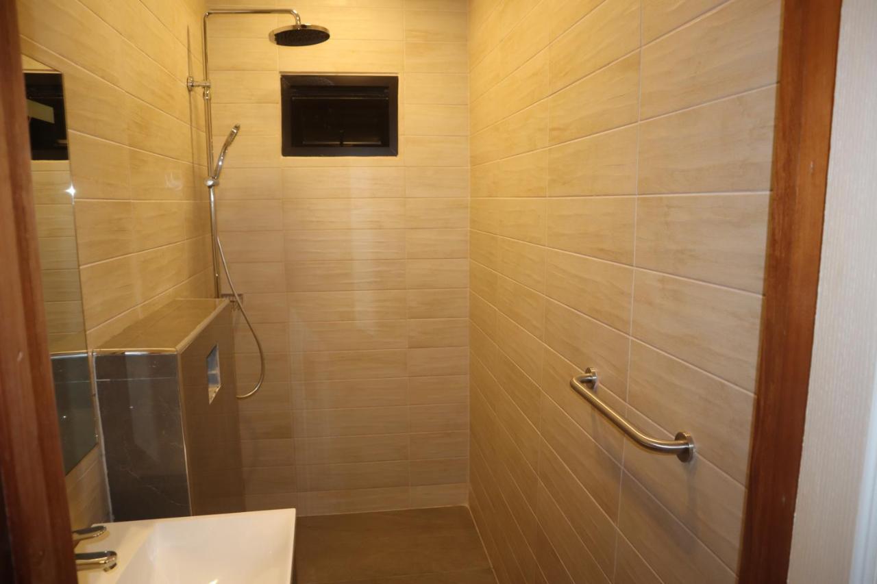 Empire Apartments Su 2 Marthastraat Парамарибо Екстериор снимка