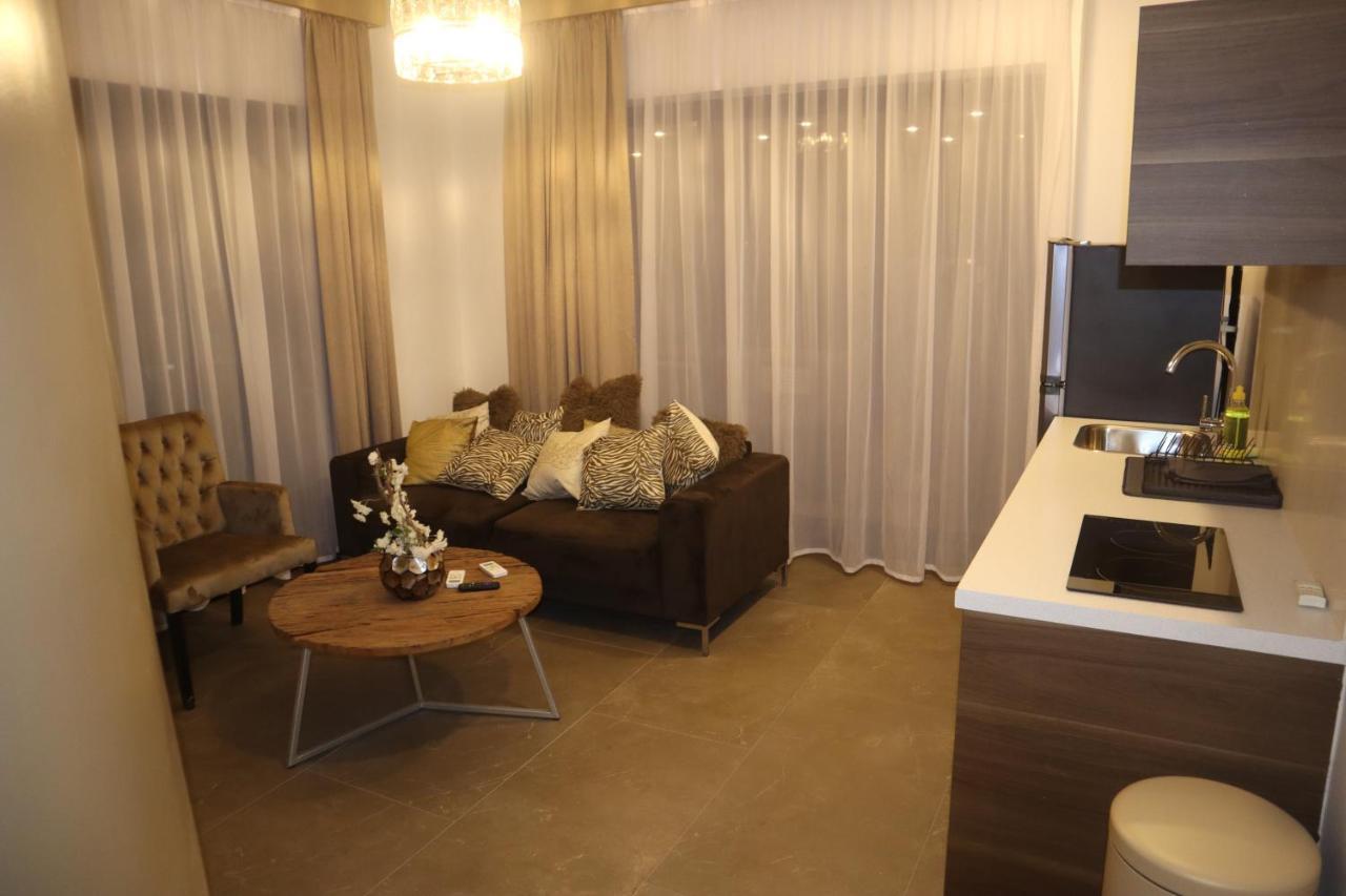 Empire Apartments Su 2 Marthastraat Парамарибо Екстериор снимка