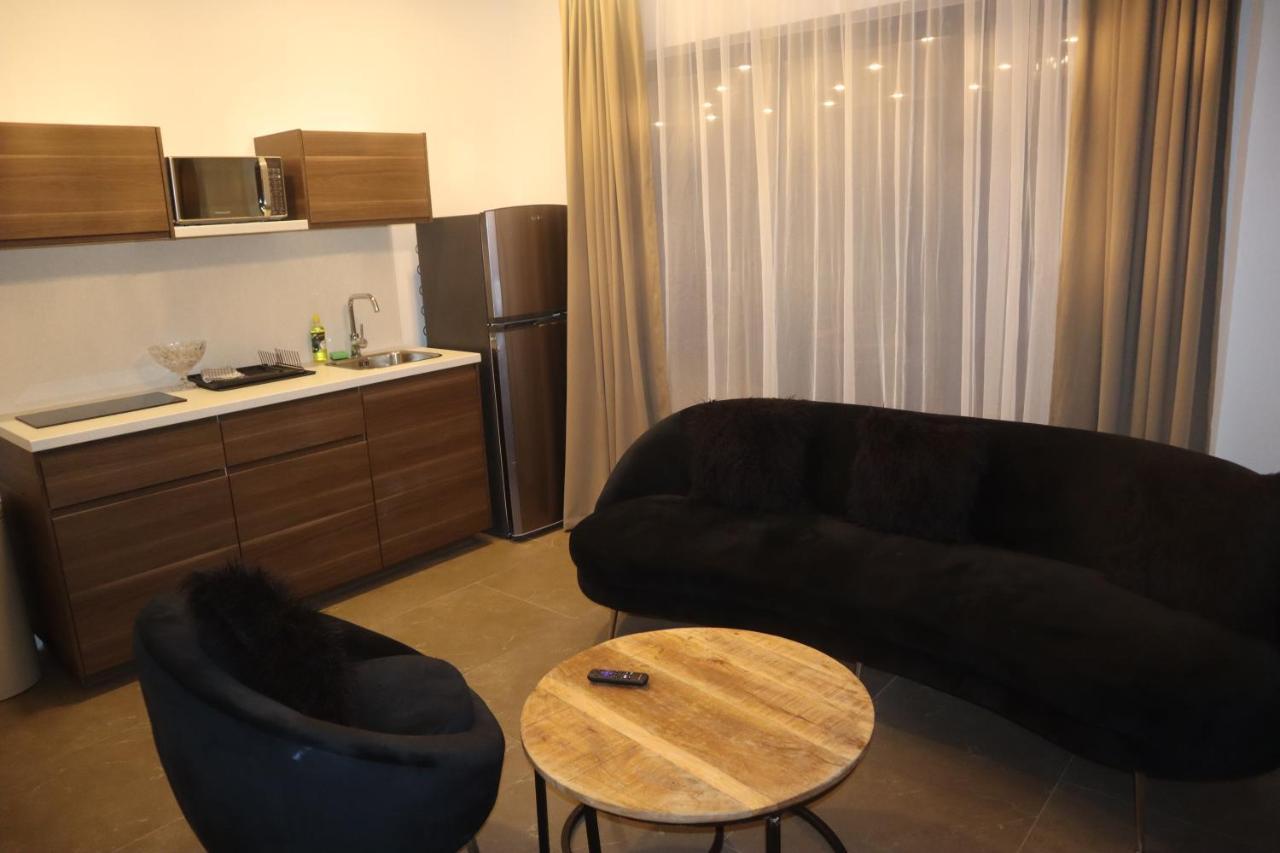 Empire Apartments Su 2 Marthastraat Парамарибо Екстериор снимка