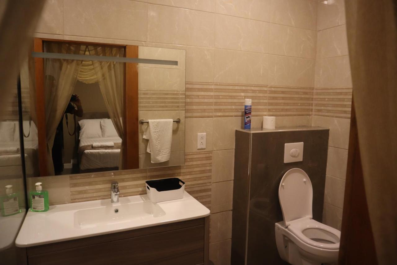 Empire Apartments Su 2 Marthastraat Парамарибо Екстериор снимка